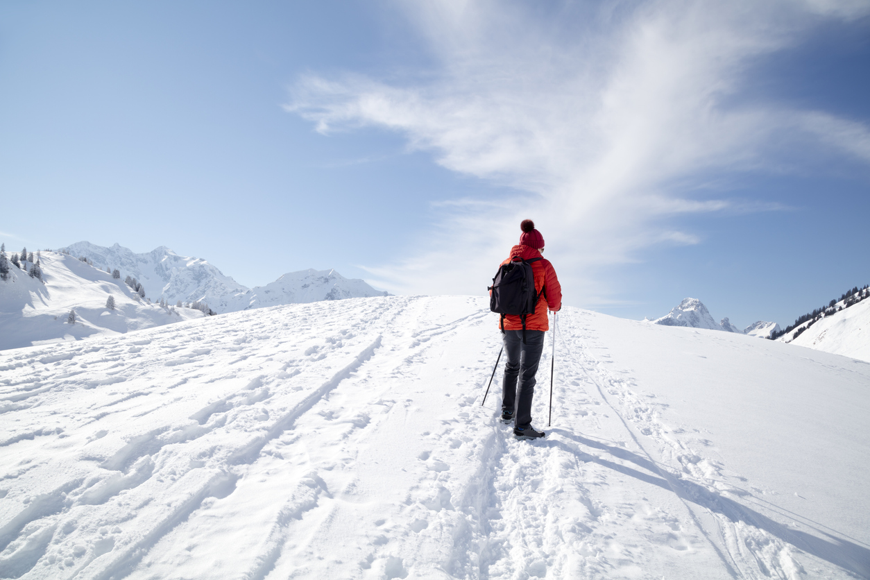 winter wellness hike